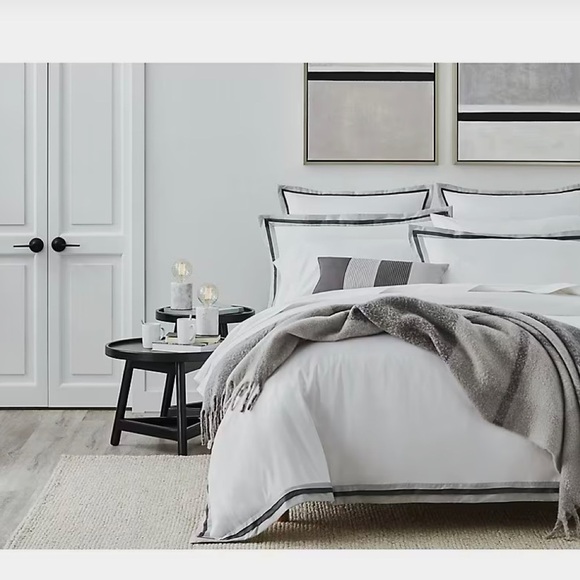 Other - GlucksteinHome
Plaza 3-Piece 400-Thread Count Cotton Duvet Cover Set